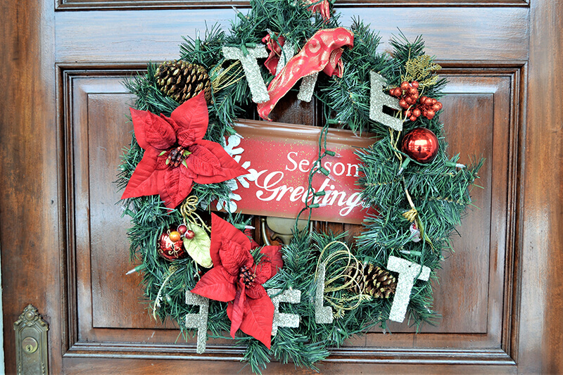 Maine christmas wreath